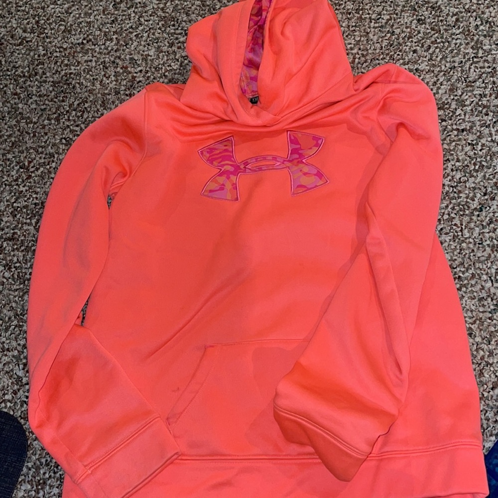 Youth Extra large under Armour hoodie!! - Picture 2 of 2